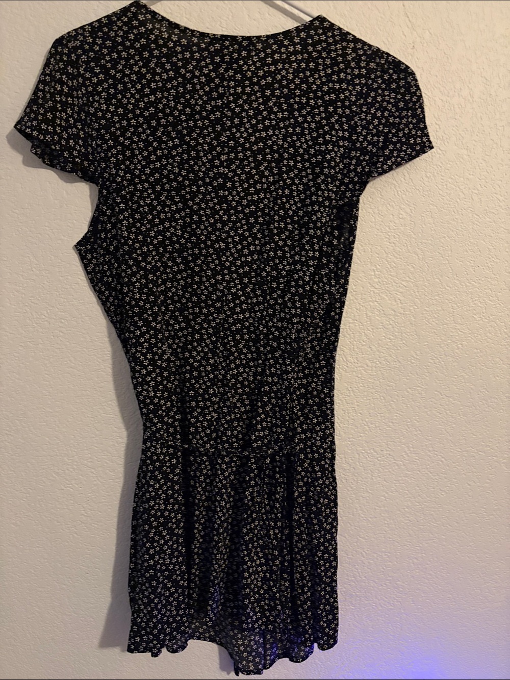 Dress Subcategory Identification - Picture 2 of 3